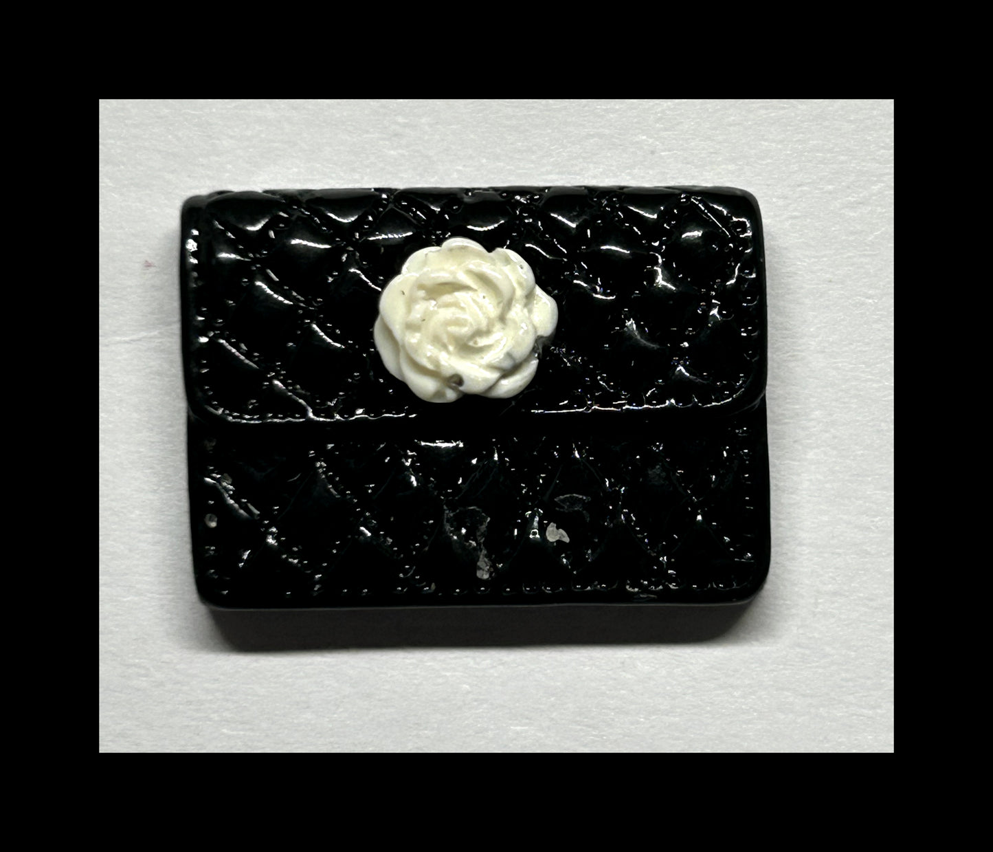 Fashion accessories pins