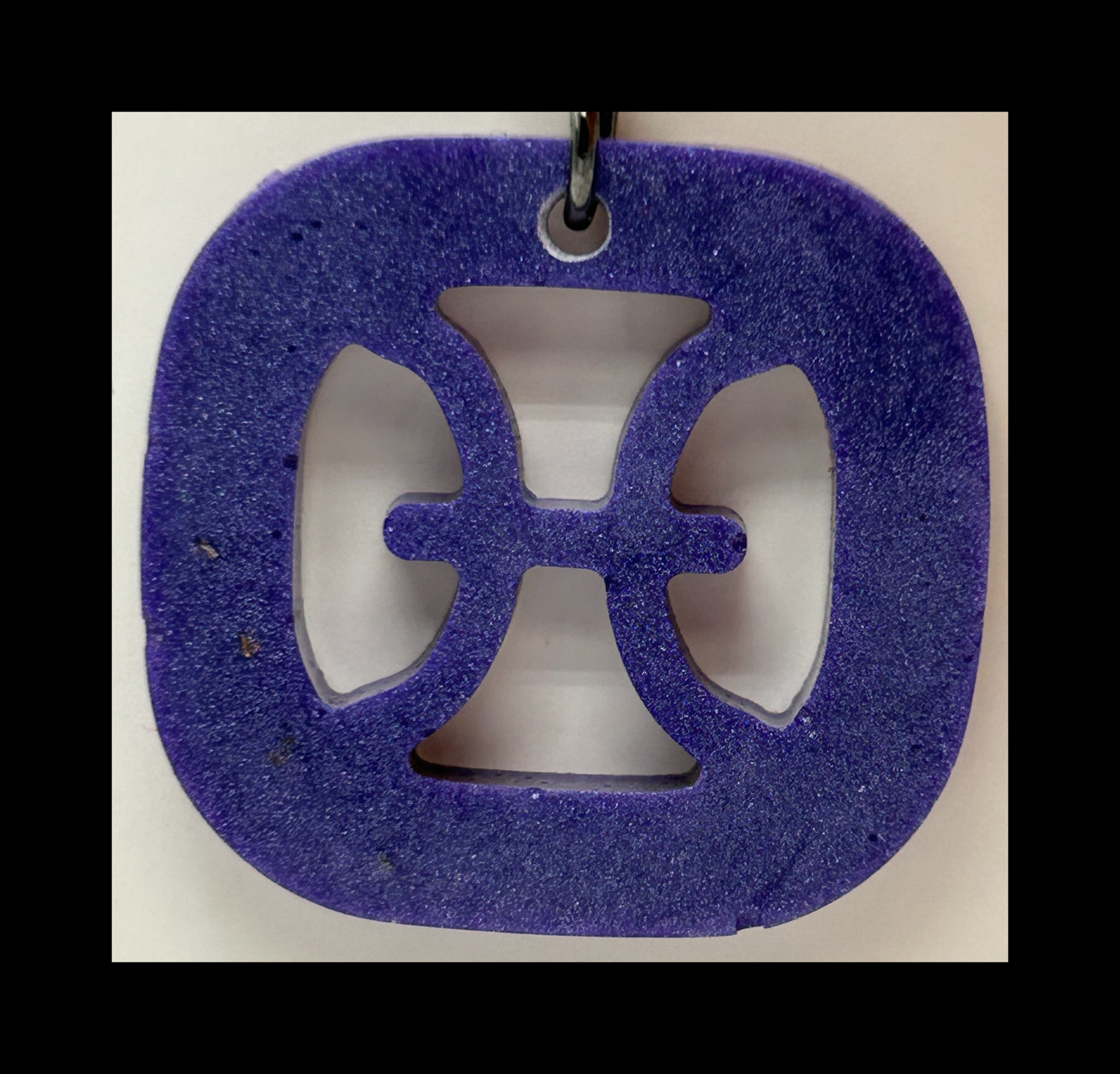 Aubergine resin zodiac keychains