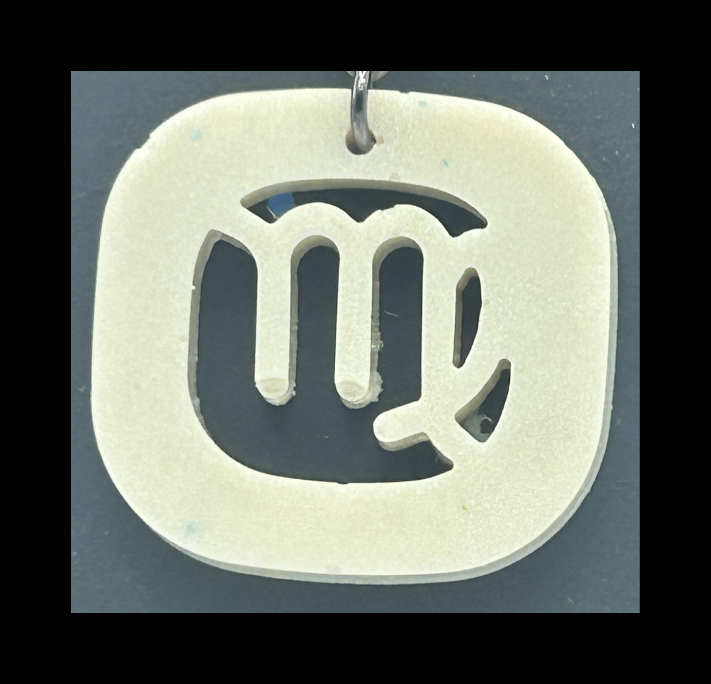 Linen resin zodiac keychains