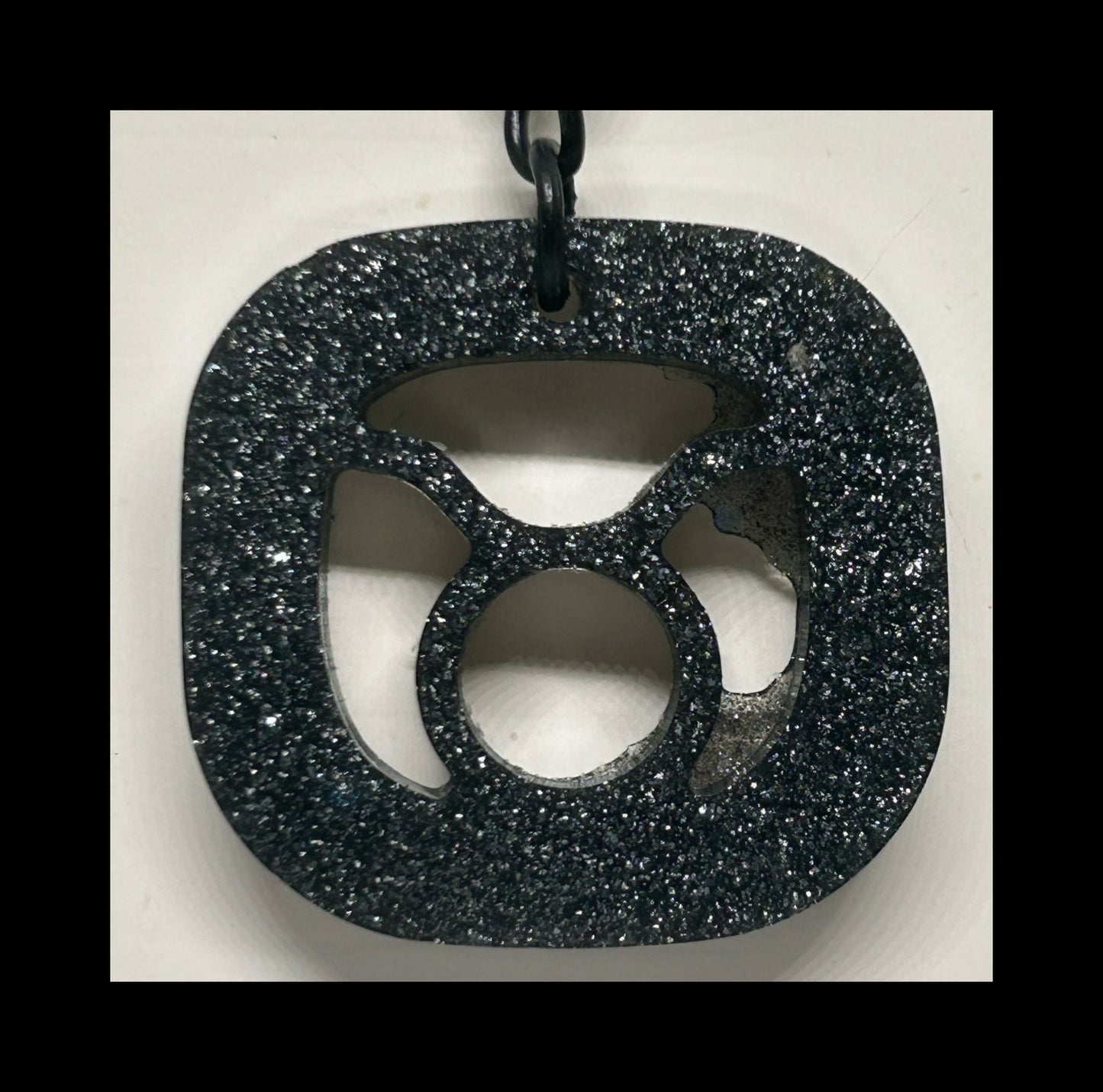 Black gold resin zodiac Keychains