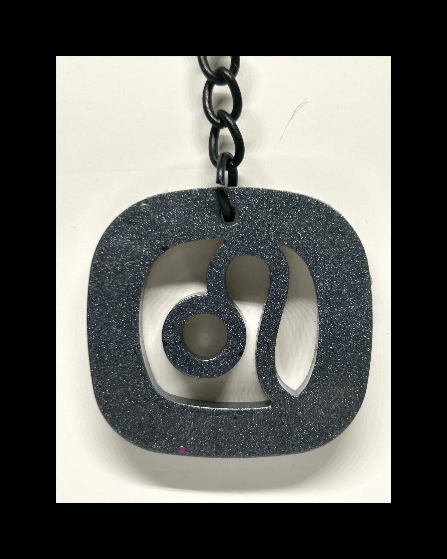 Iron dust resin zodiac Keychains