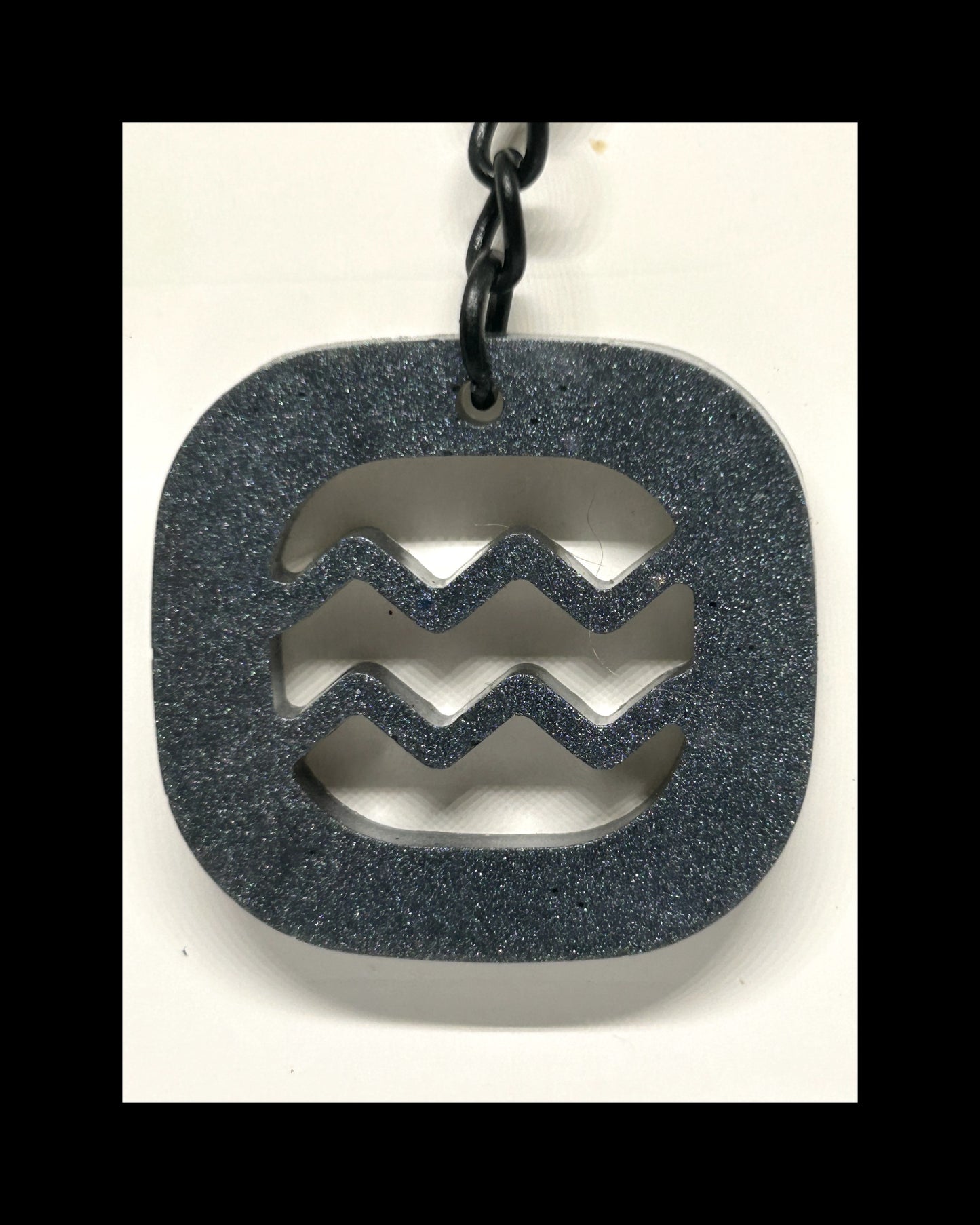 Iron dust resin zodiac Keychains