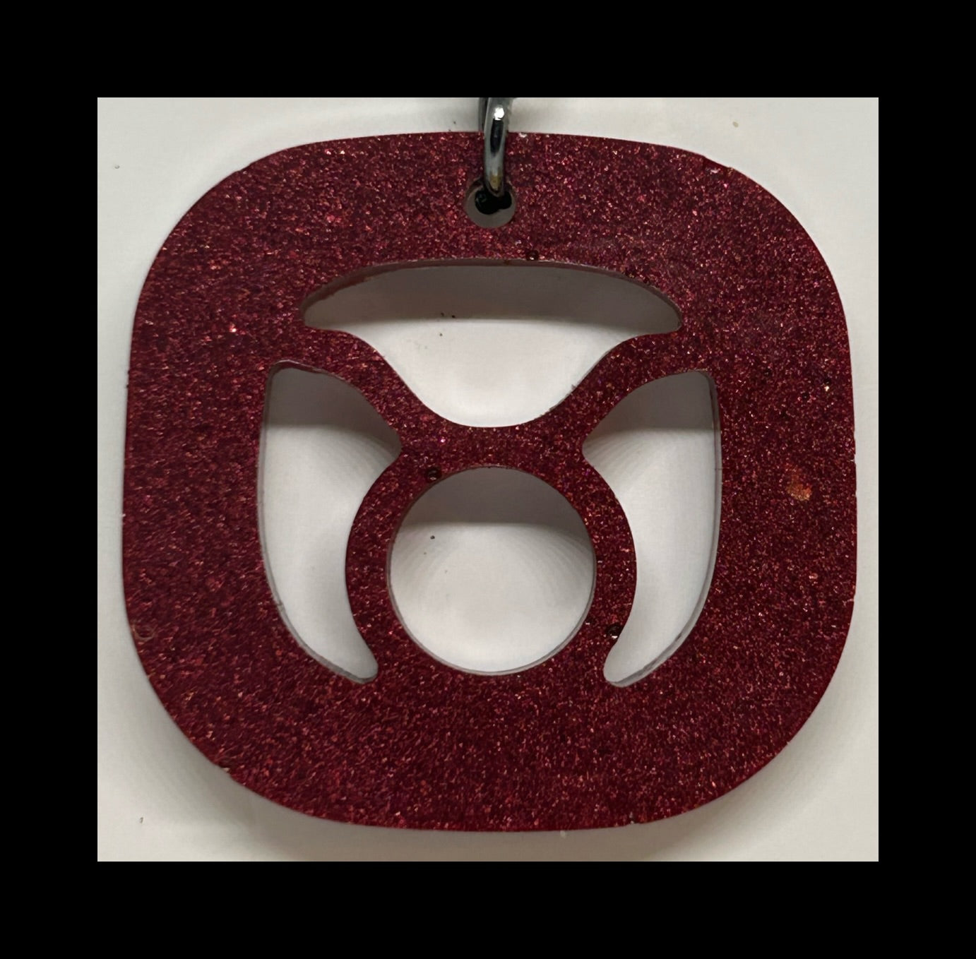 Old wine resin zodiac keychains