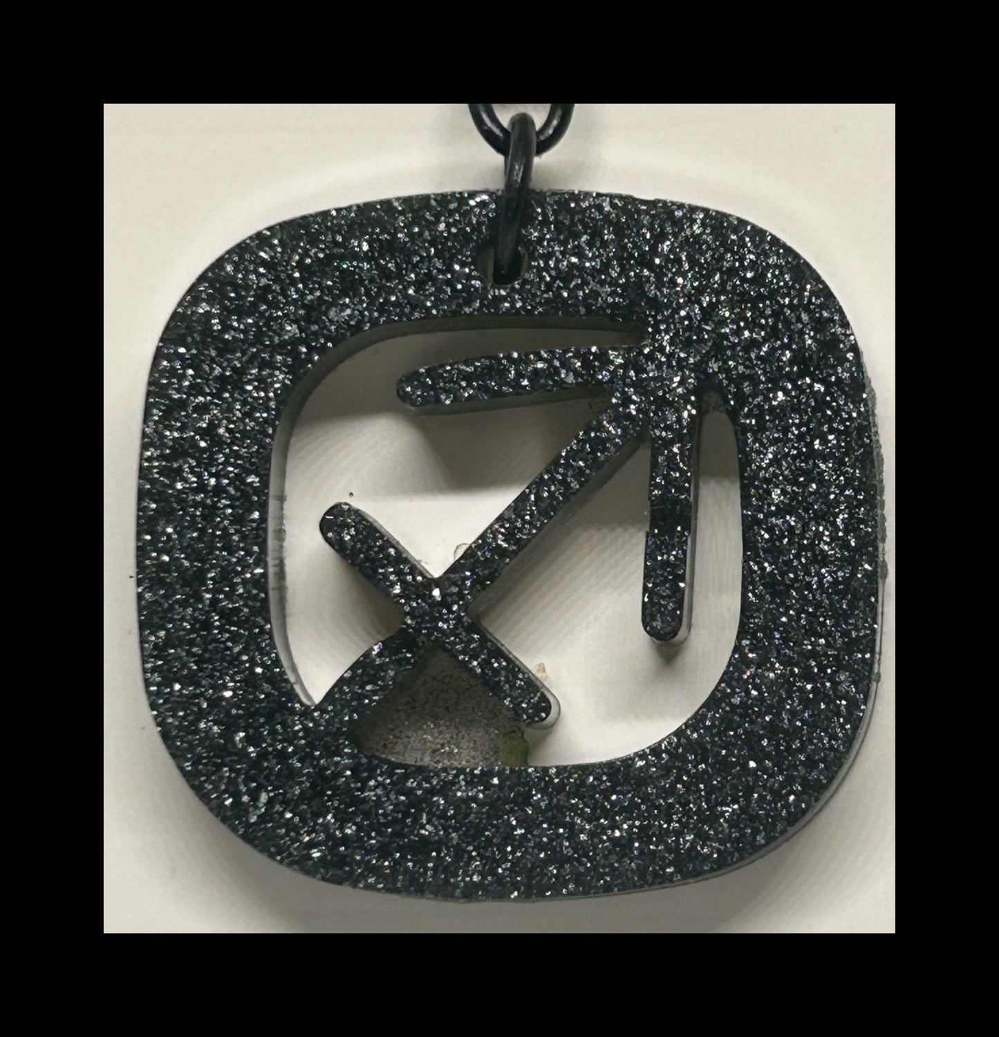 Black gold resin zodiac Keychains