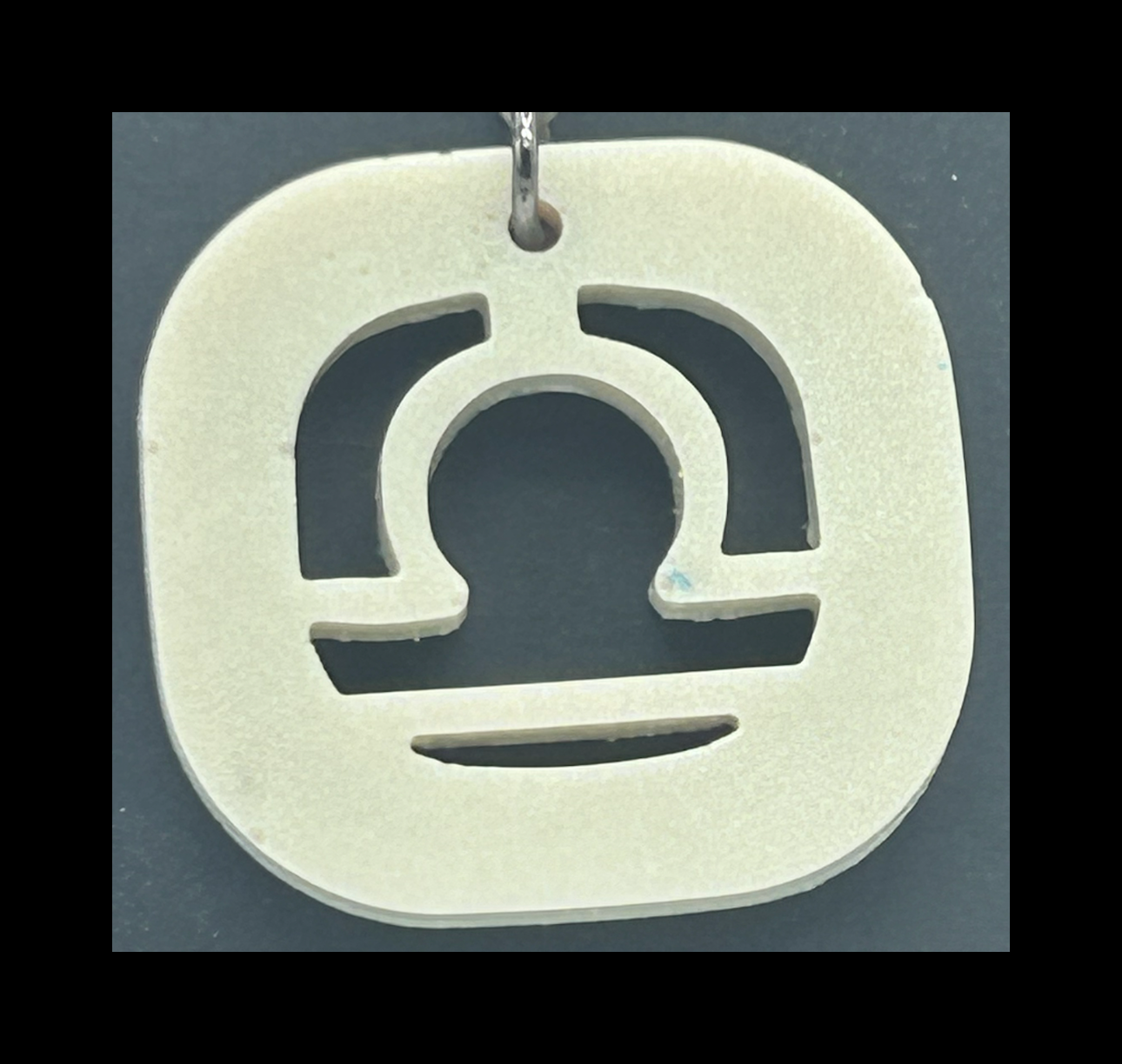 Linen resin zodiac keychains