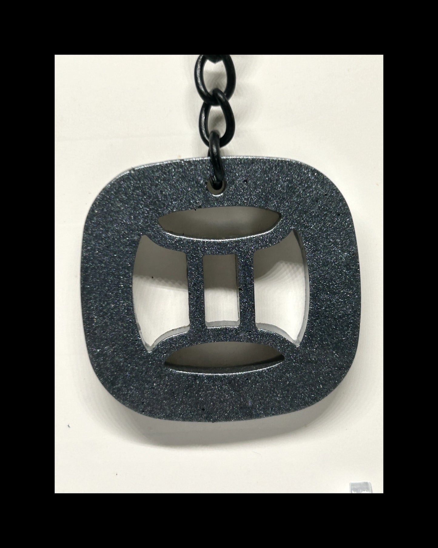Iron dust resin zodiac Keychains