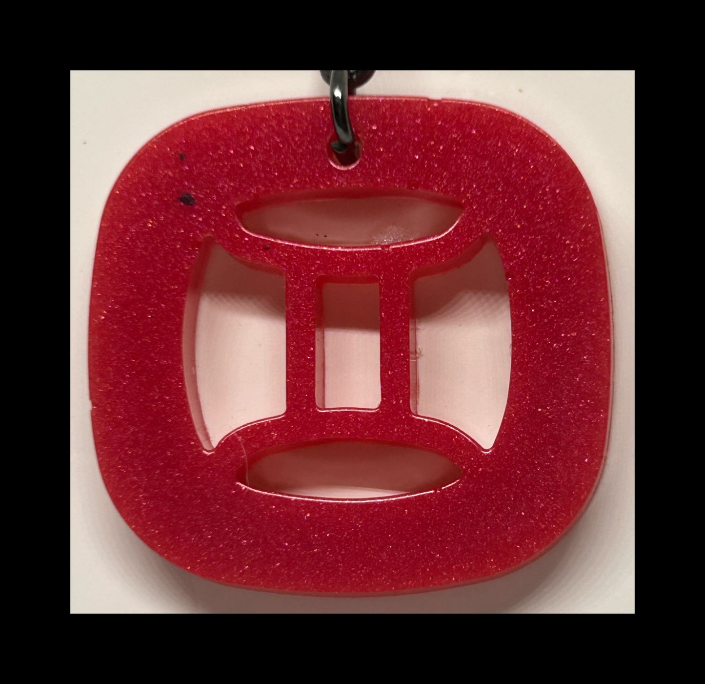 Amaranth resin zodiac keychains