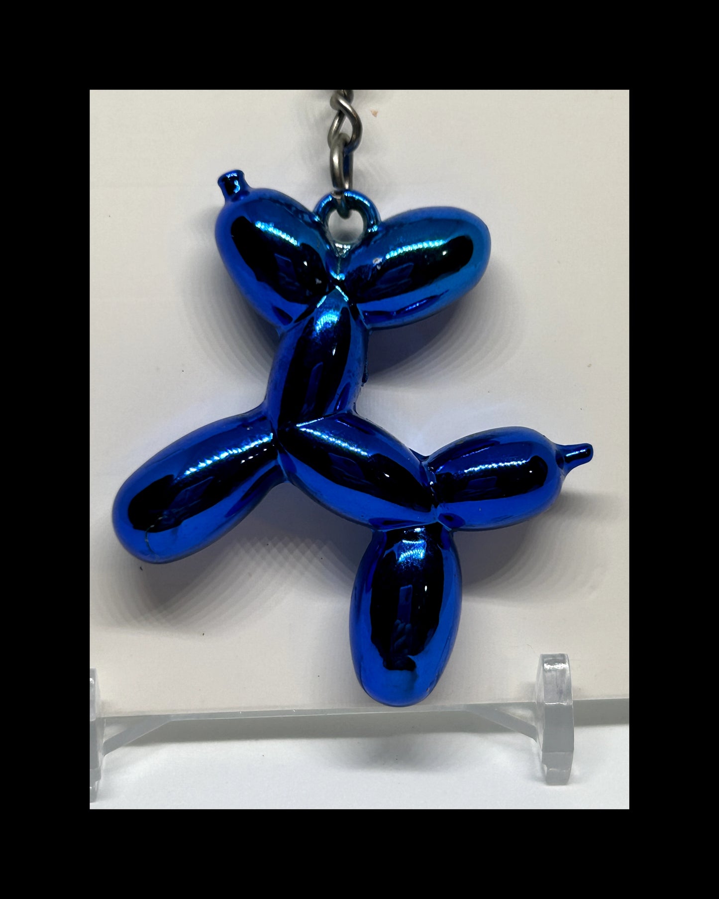 Metallic balloon dog keychains