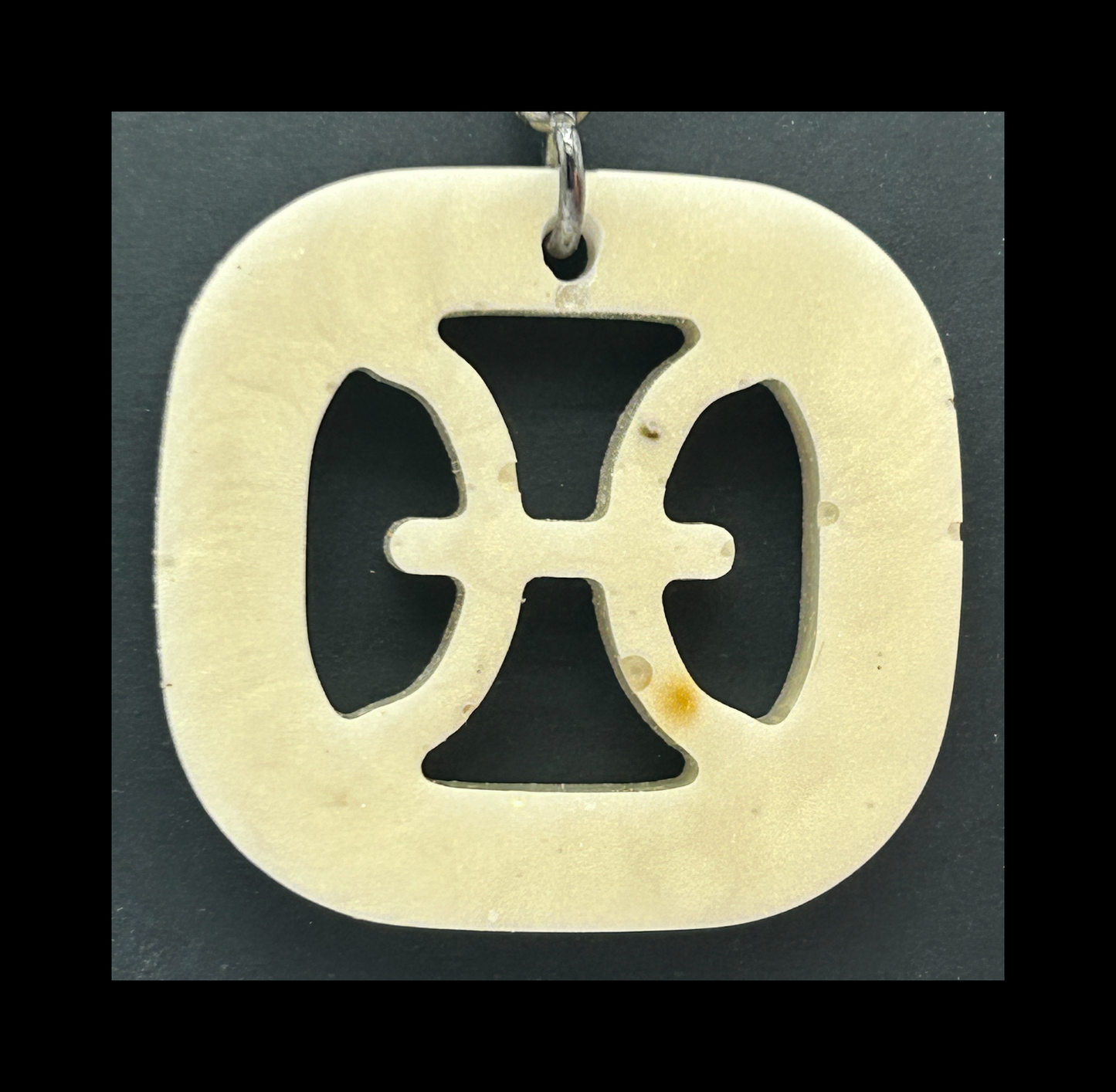 Ghost bronze resin zodiac keychains