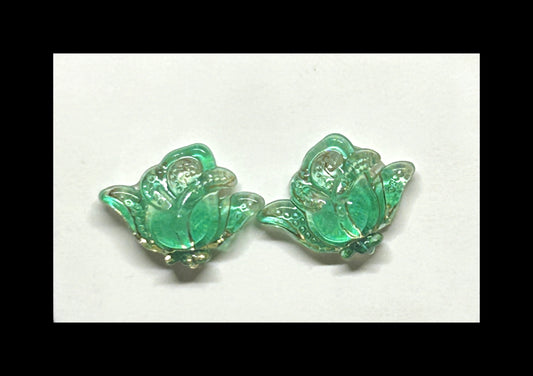 Closed rose stud earrings