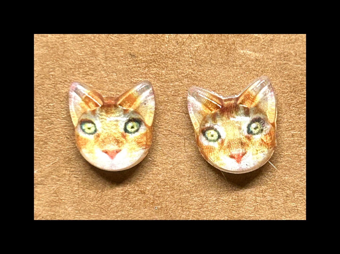 Cat stud earrings