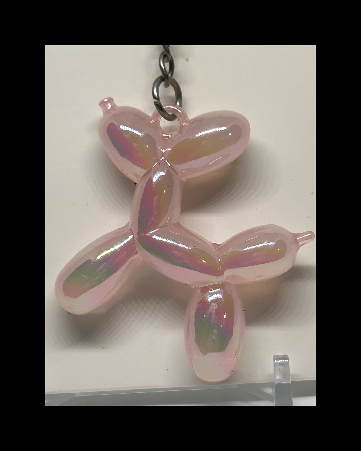 Milky balloon dog keychains
