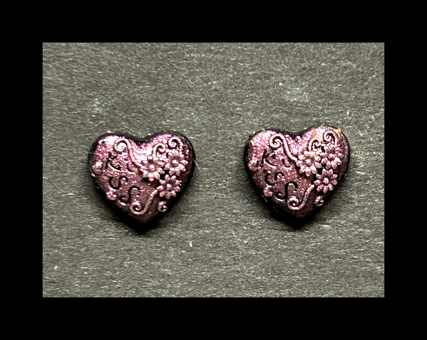 Heart stud earrings