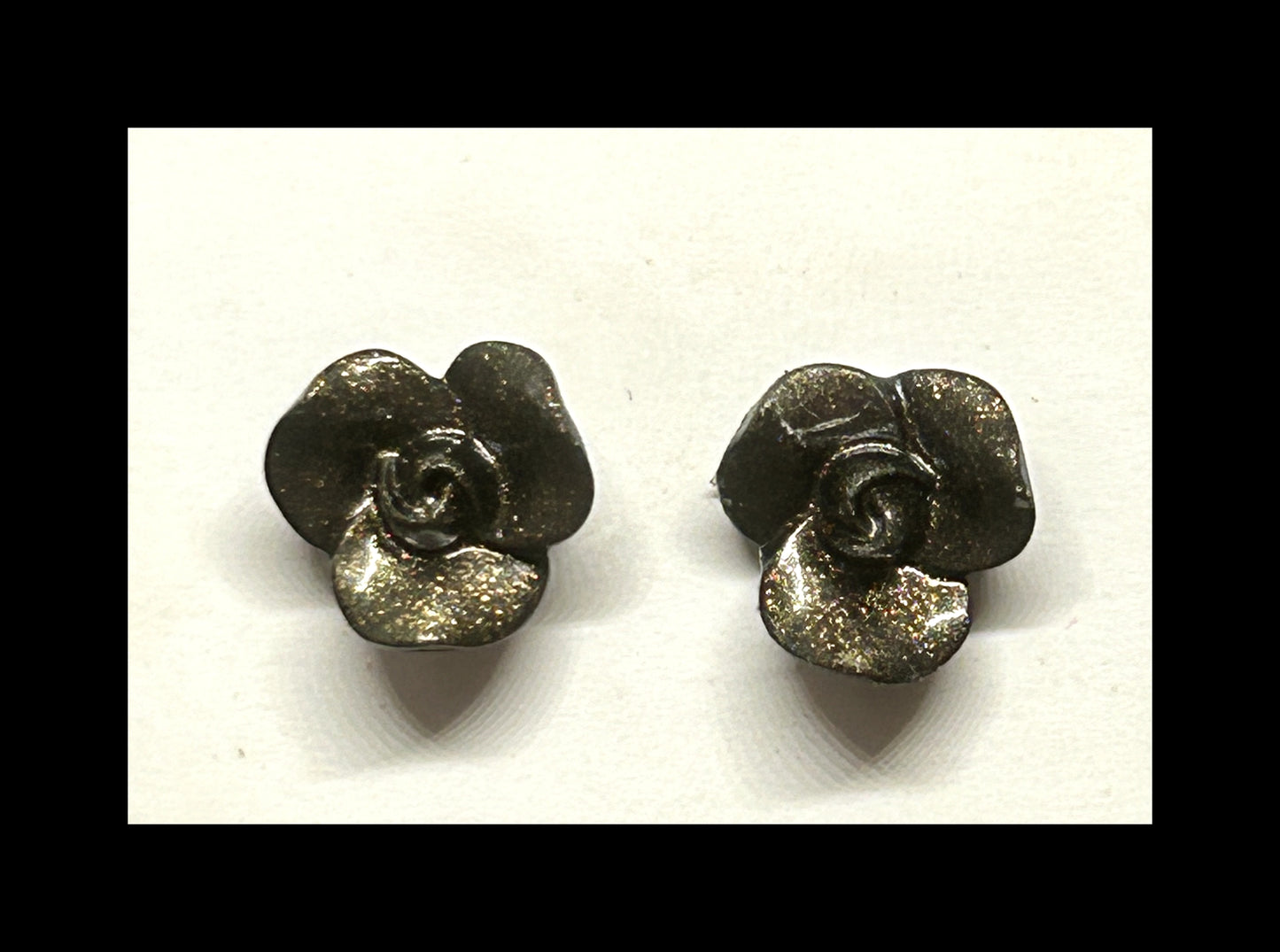 Misc floral stud earrings