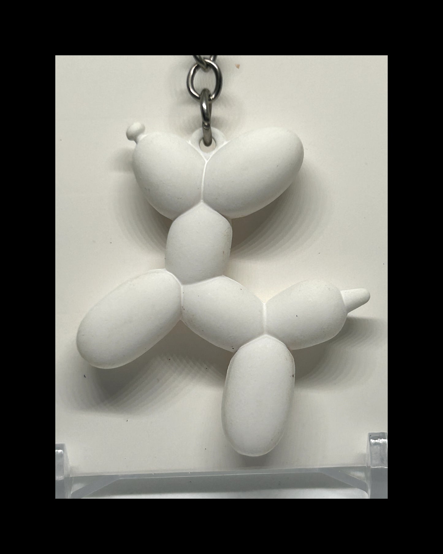Matte balloon dog keychains