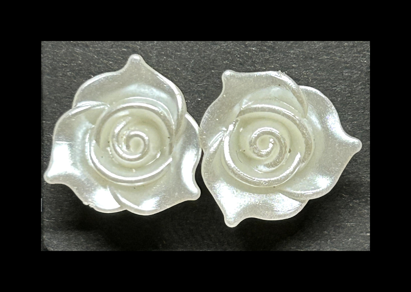 Misc floral stud earrings