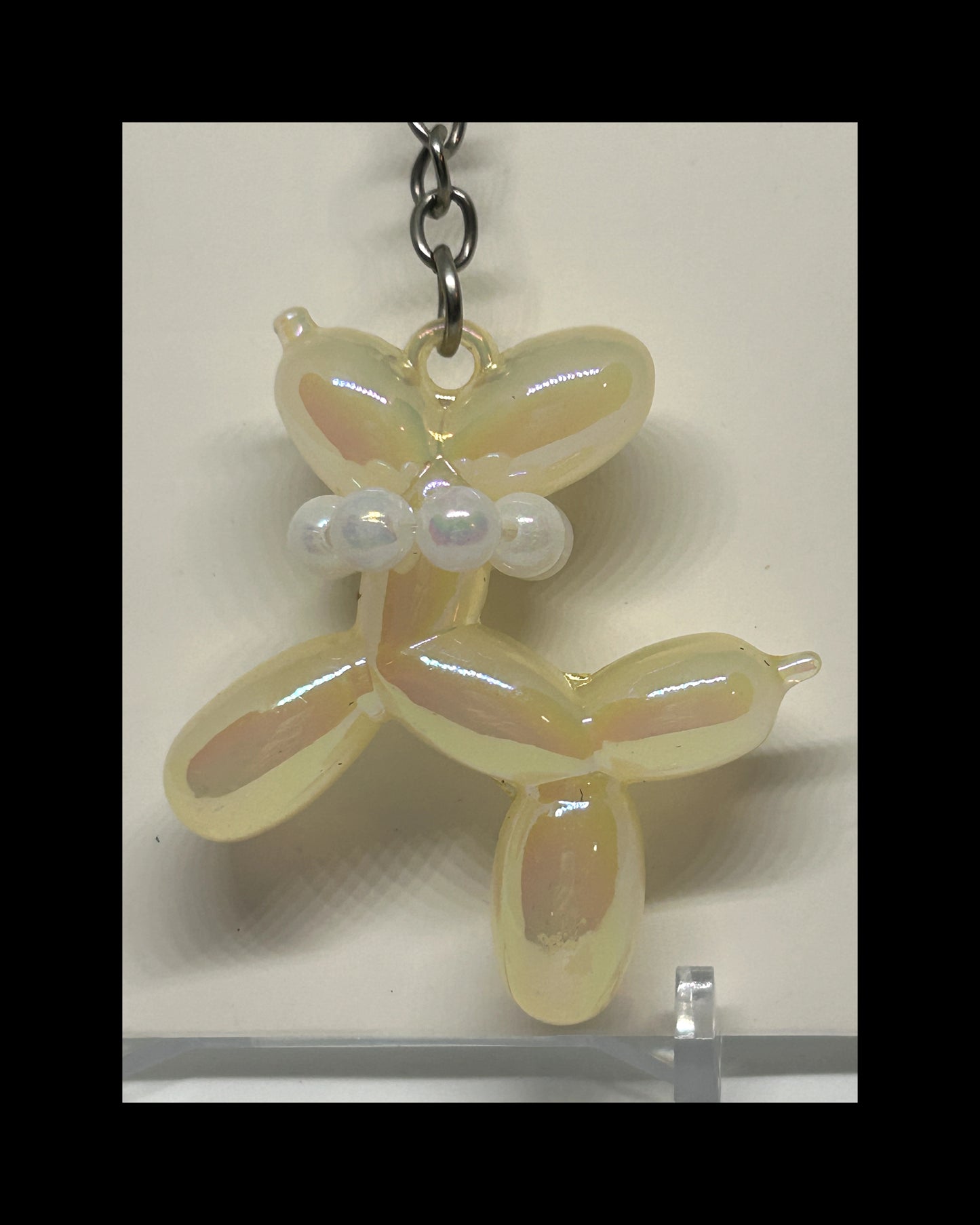 Milky balloon dog keychains